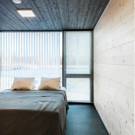 شقة فندقية Black 3*