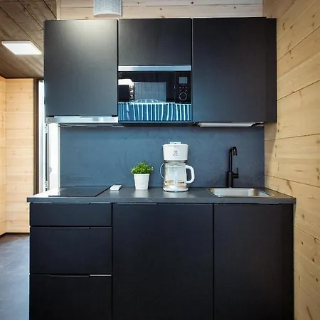 Black 3* كيمبيلي