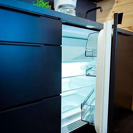 Huoneistohotelli Black