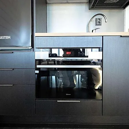 Black Huoneistohotelli 3*