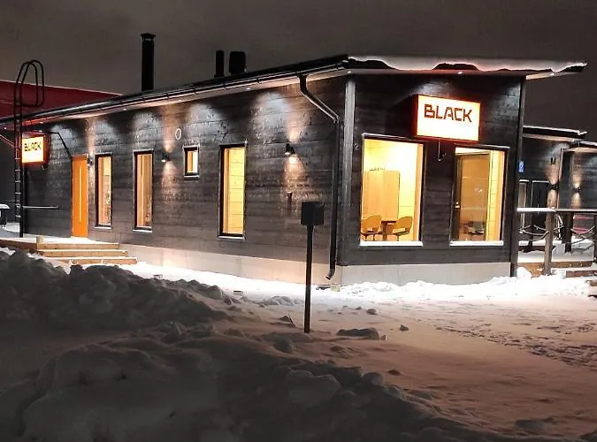 Black מלון דירות קמפלה